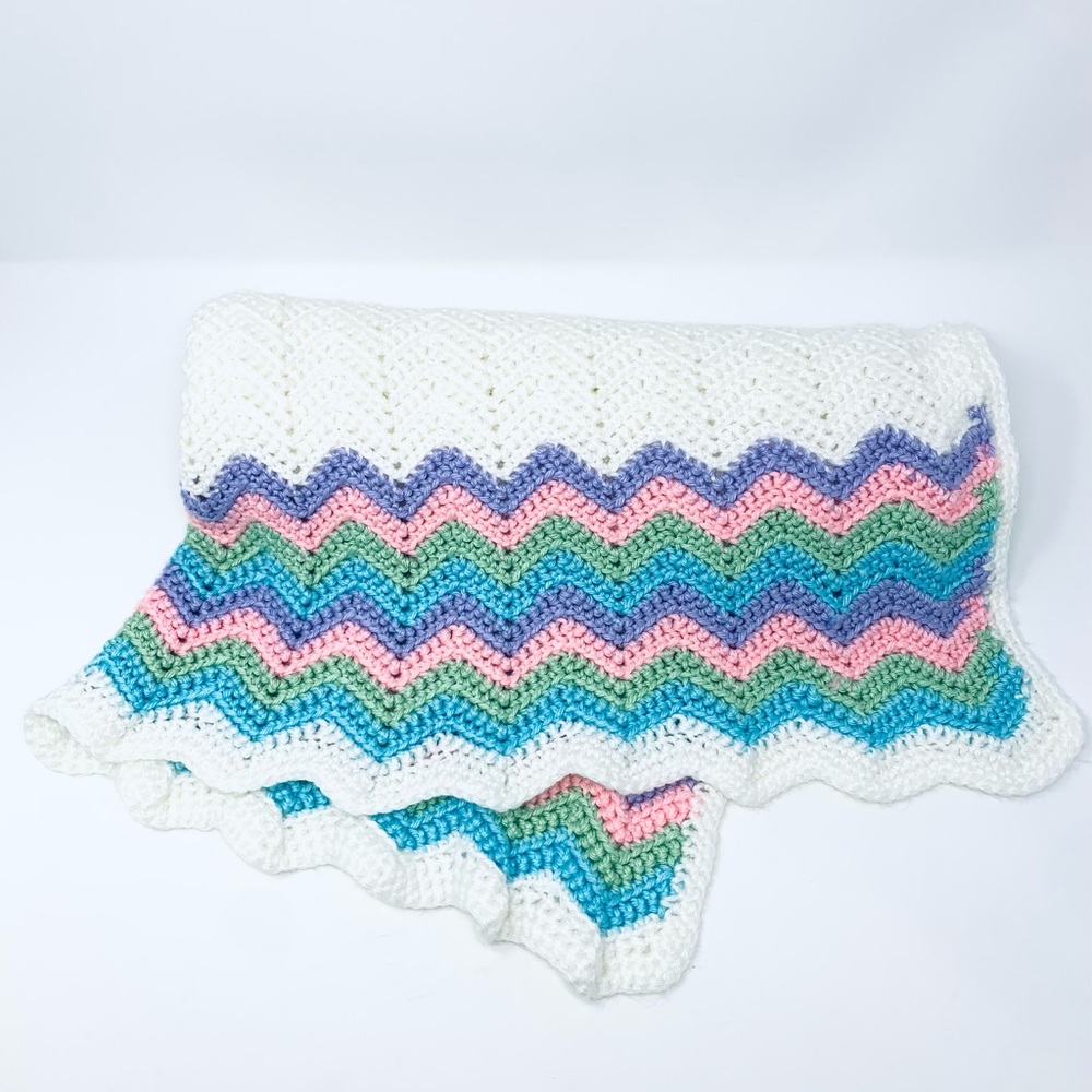 NEW Crochet Baby Blanket Afghan Throw White Purple Pink Blue Green Rainbow - Picture 5 of 10